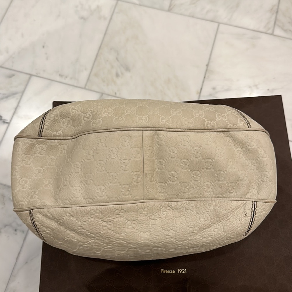 Gucci women’s Hobo handbag - Picture 8 of 12